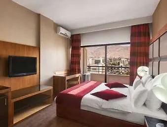 Day Inn Hotel & Suites, Акаба