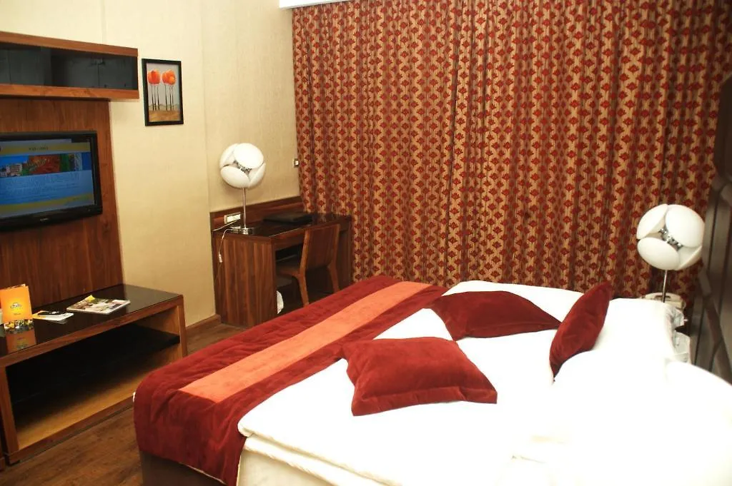 Day Inn Hotel & Suites, Áqaba