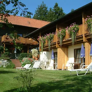 https://pension-st-georg-mit-moststuberl.com-bavaria.com